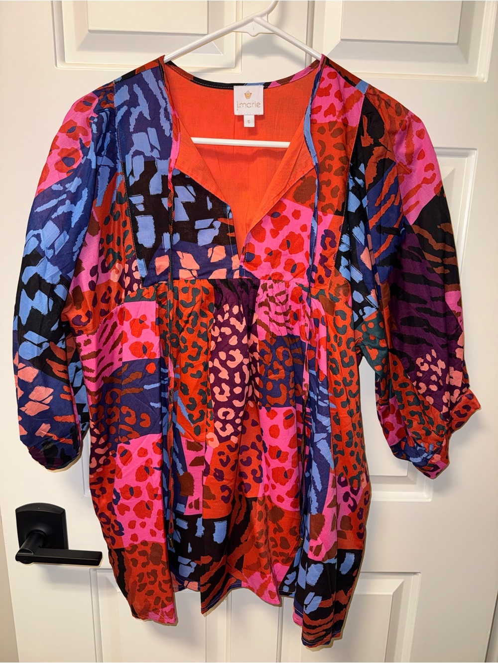 Colorblock Animal Print V-Neck Tunic in Pink & Red by J Marie size Small
